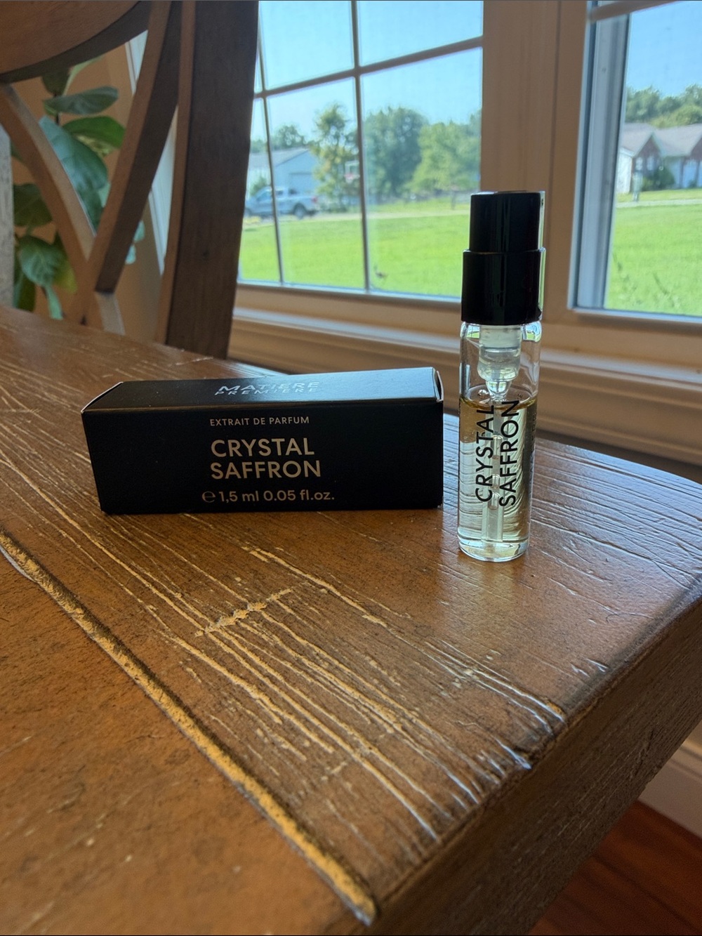 Matiere Premiere Crystal Saffron Extrait Sample